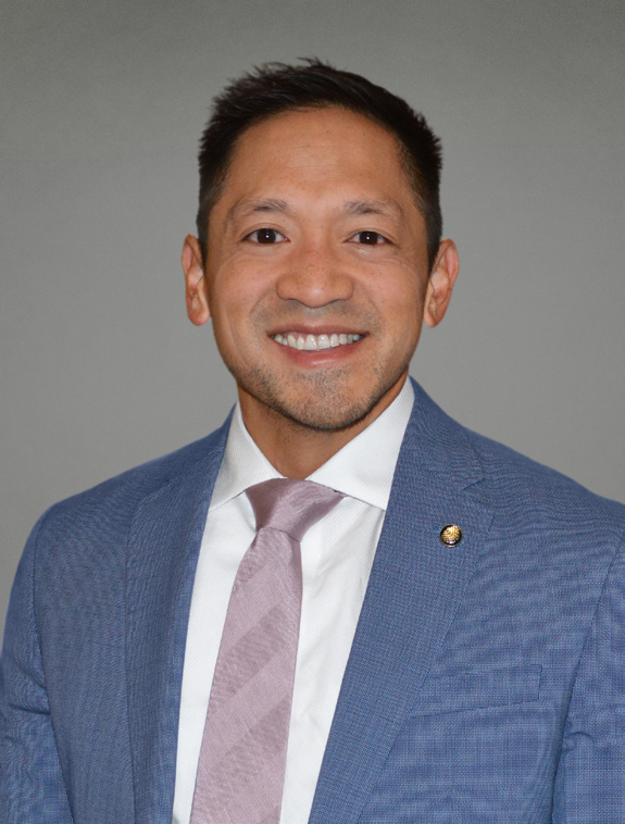 Portrait of Marco Mendoza, MD